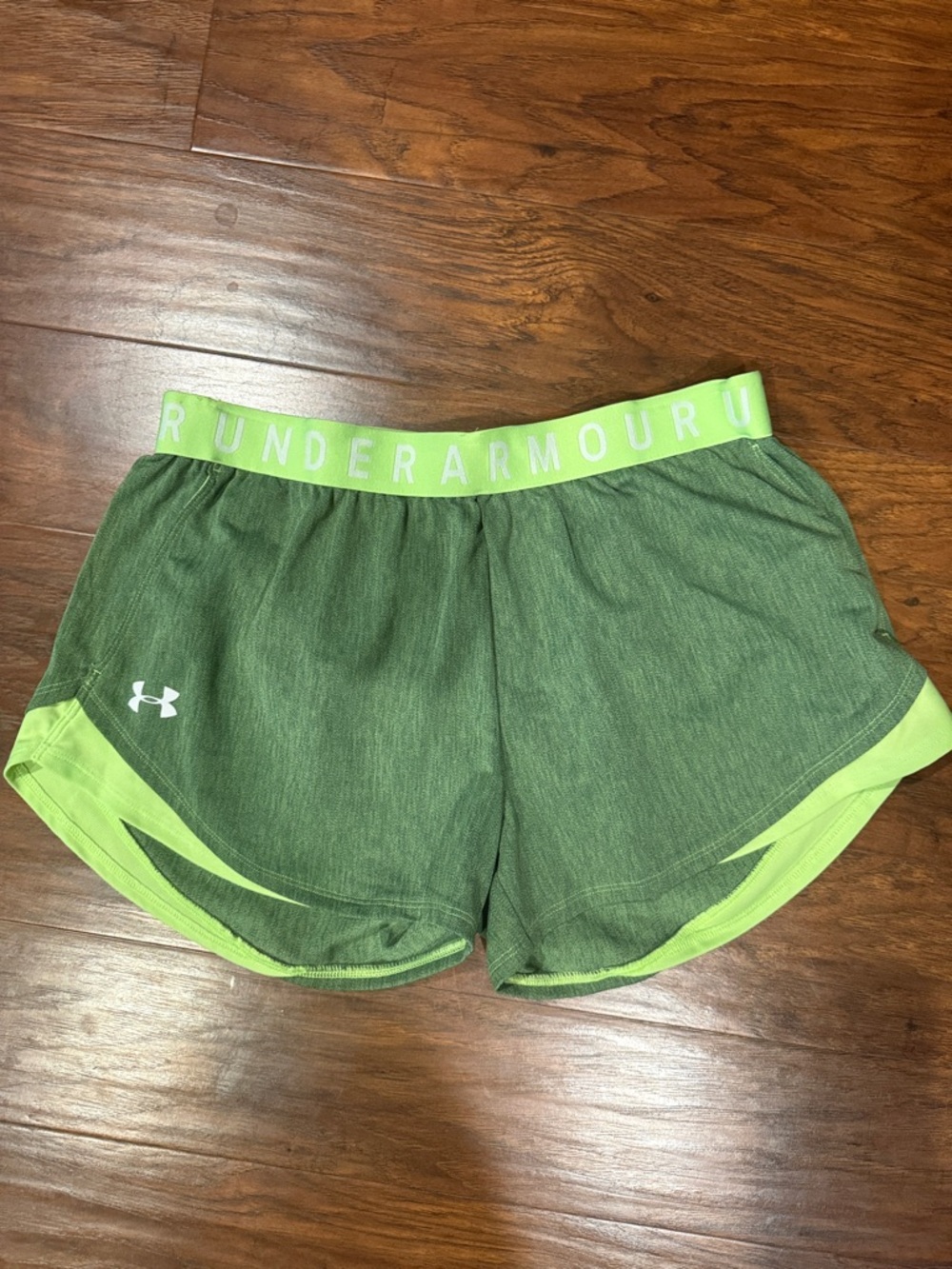 Under Armour Women's Green Shorts with Neon Lime Waistband- large NWOT